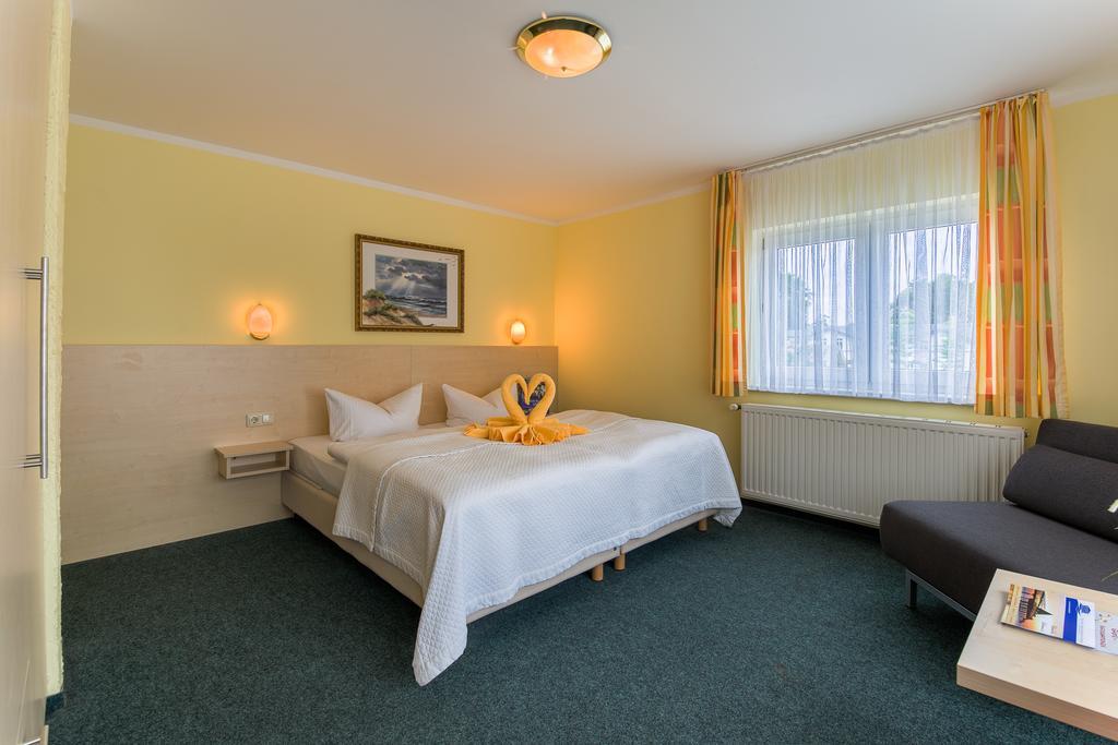 Pension Erdmann - Hotel Garni Heringsdorf  Exterior foto